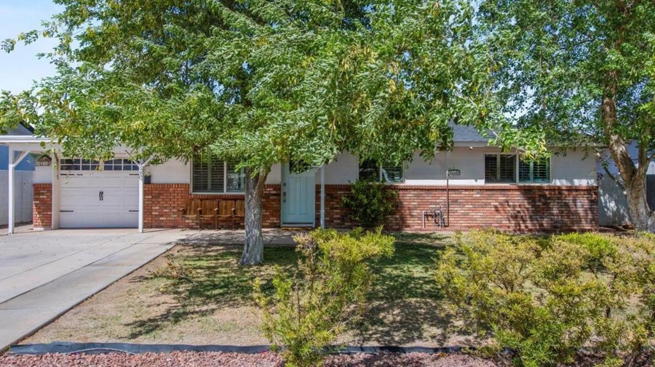Real Estate Picture 2