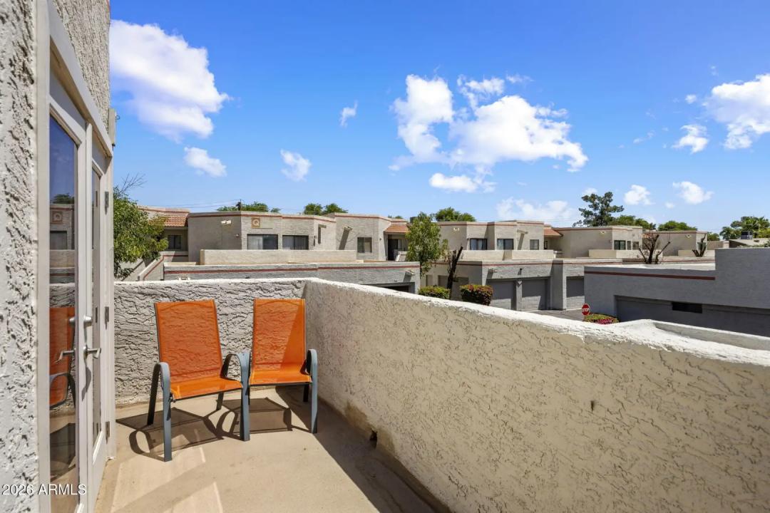 Real Estate Picture 13