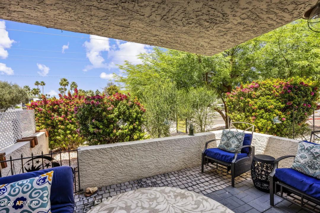 Real Estate Picture 19