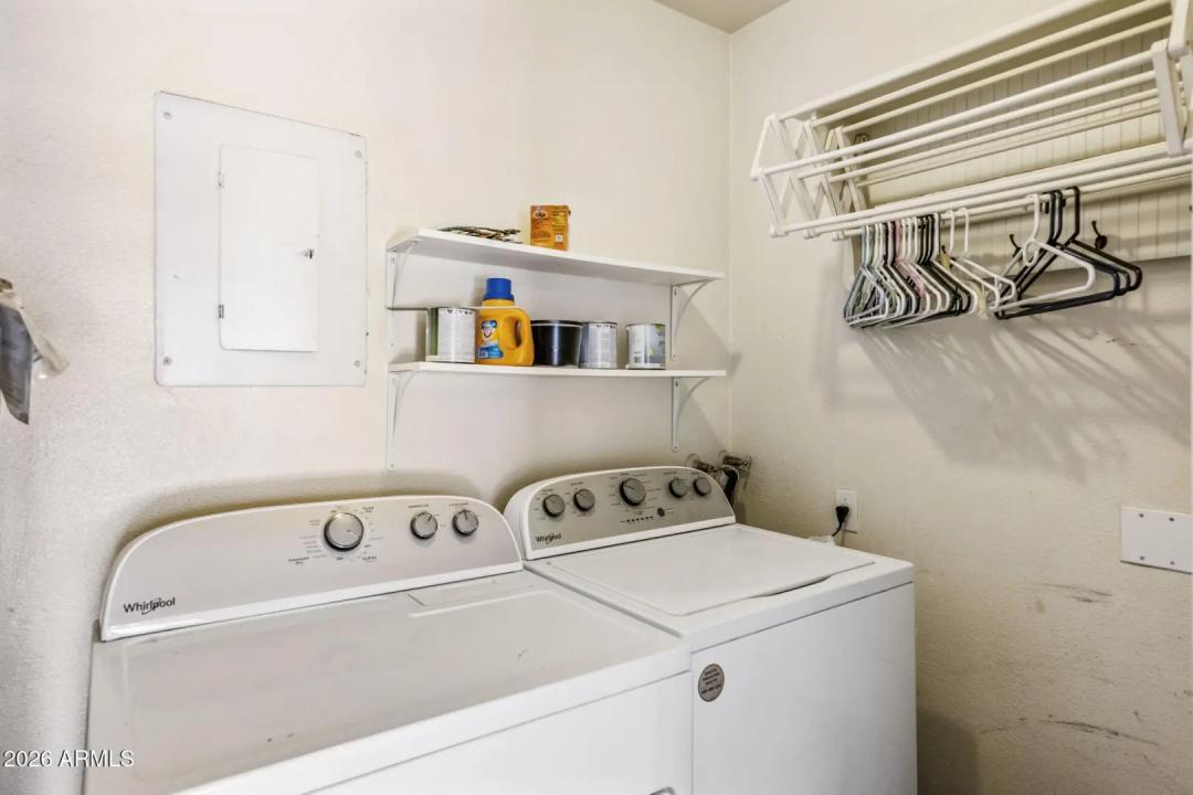 Real Estate Picture 22