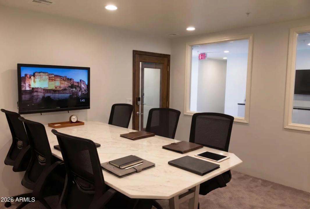 Real Estate Picture 18
