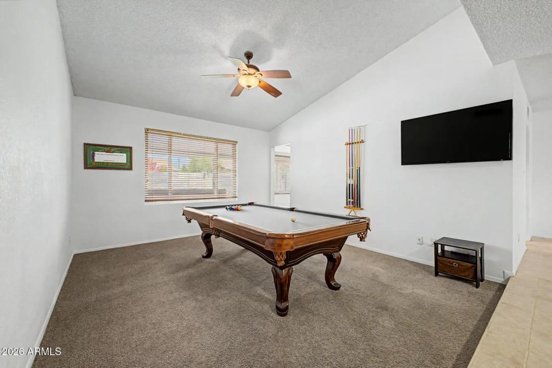 Real Estate Picture 7
