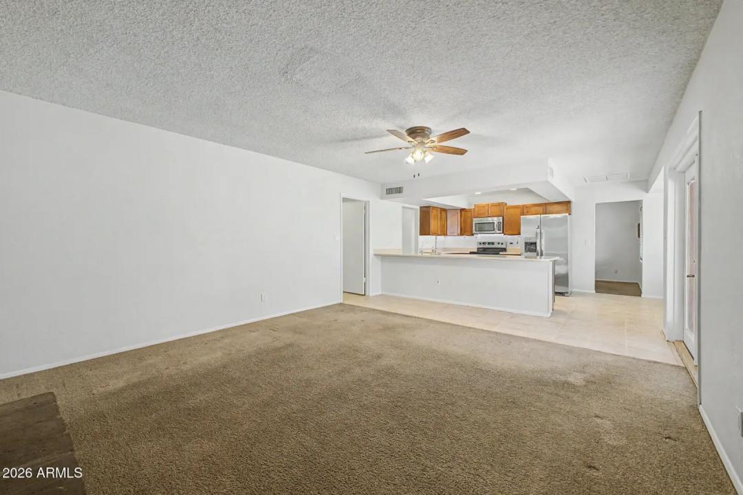 Real Estate Picture 16