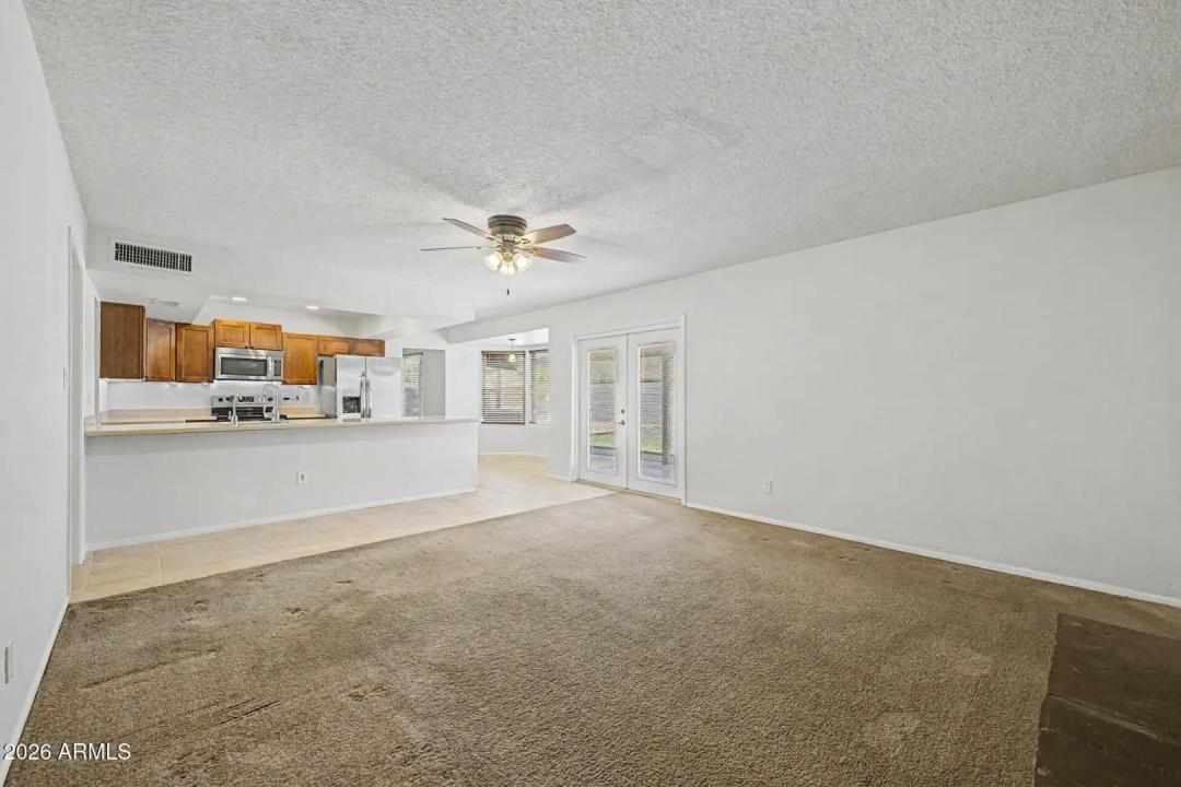 Real Estate Picture 17