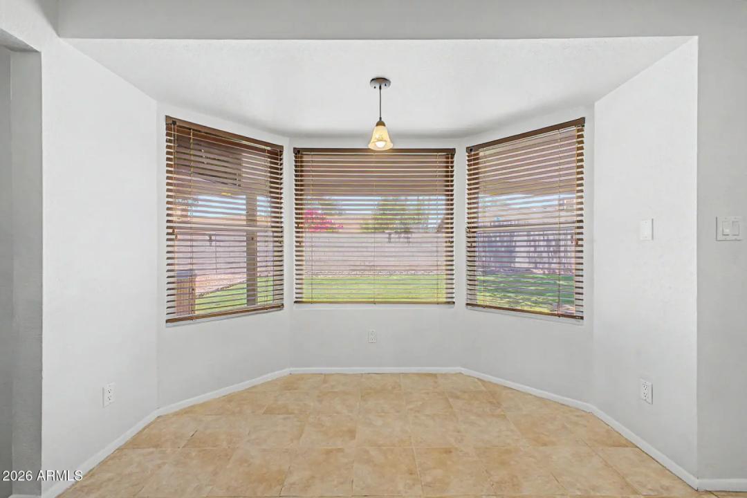 Real Estate Picture 19