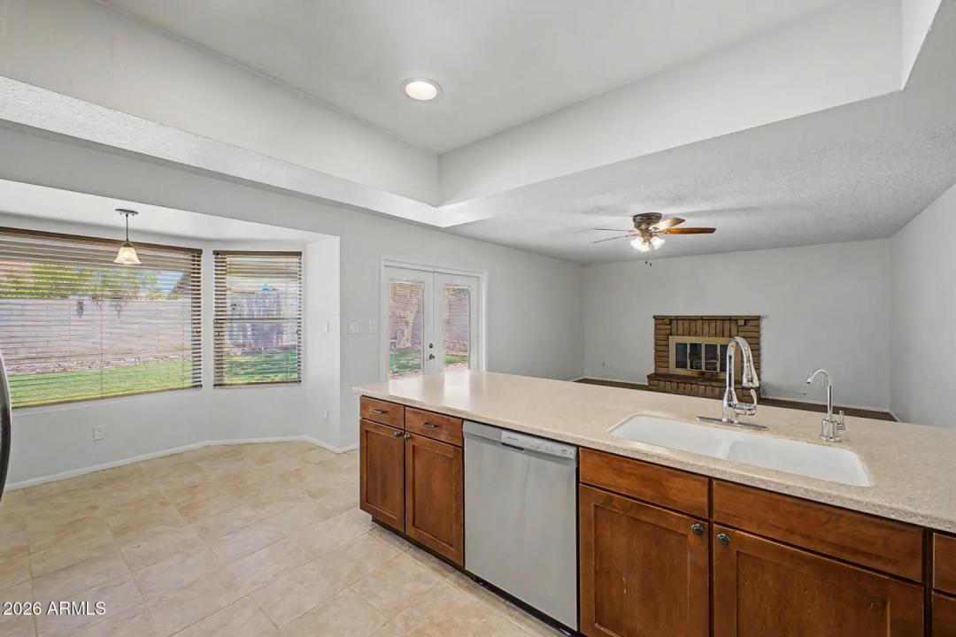 Real Estate Picture 20