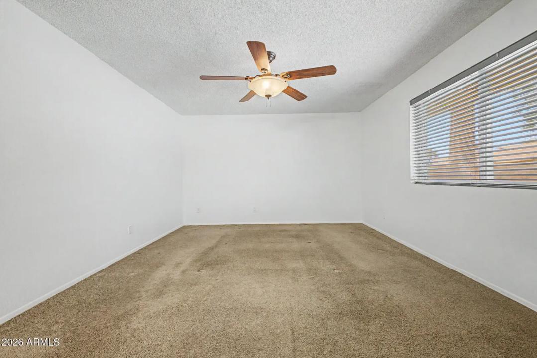 Real Estate Picture 26