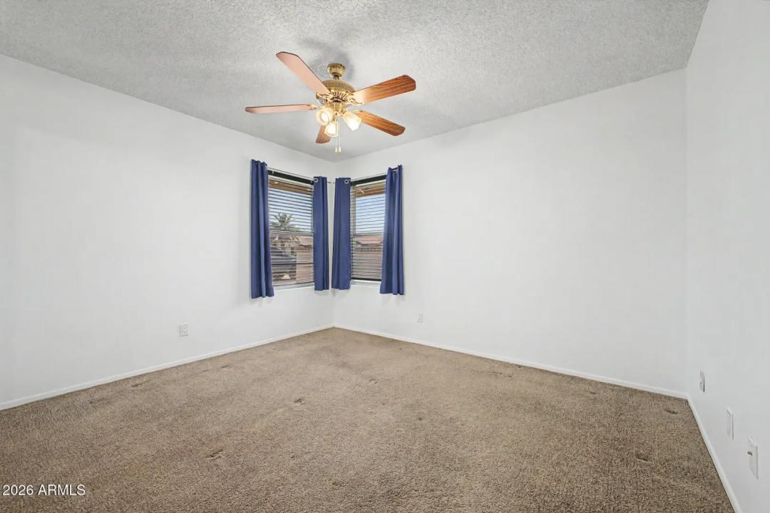 Real Estate Picture 35