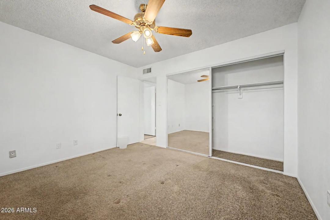 Real Estate Picture 37