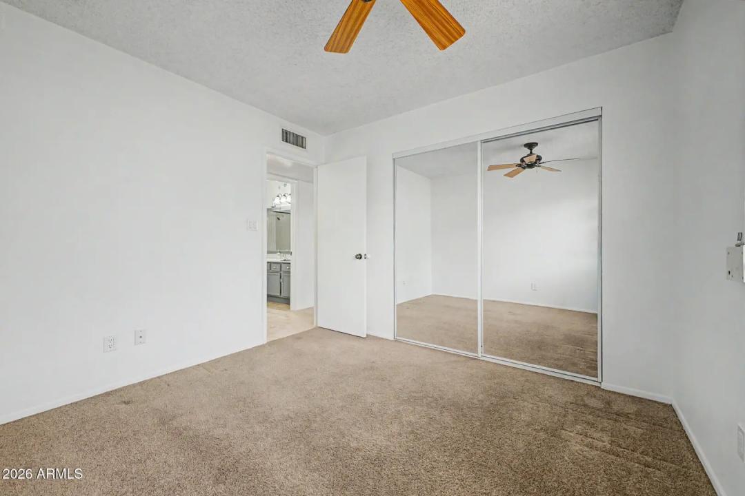 Real Estate Picture 39