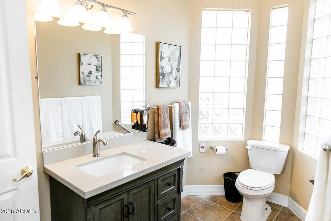 Real Estate Picture 20
