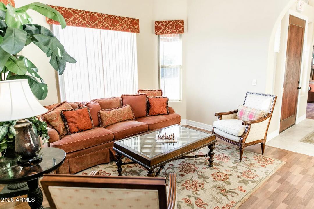 Real Estate Picture 10