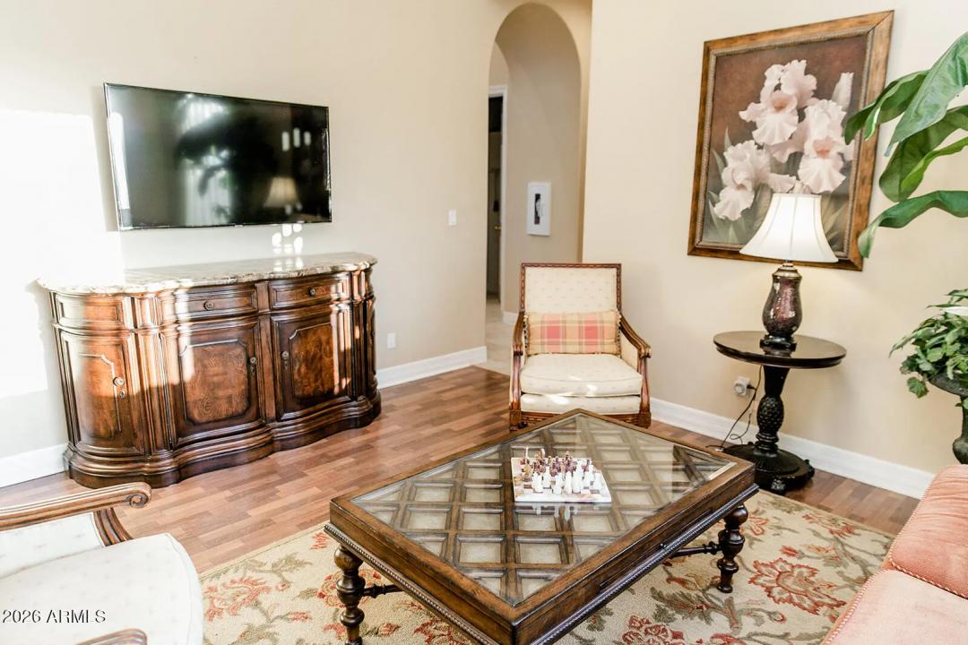 Real Estate Picture 9