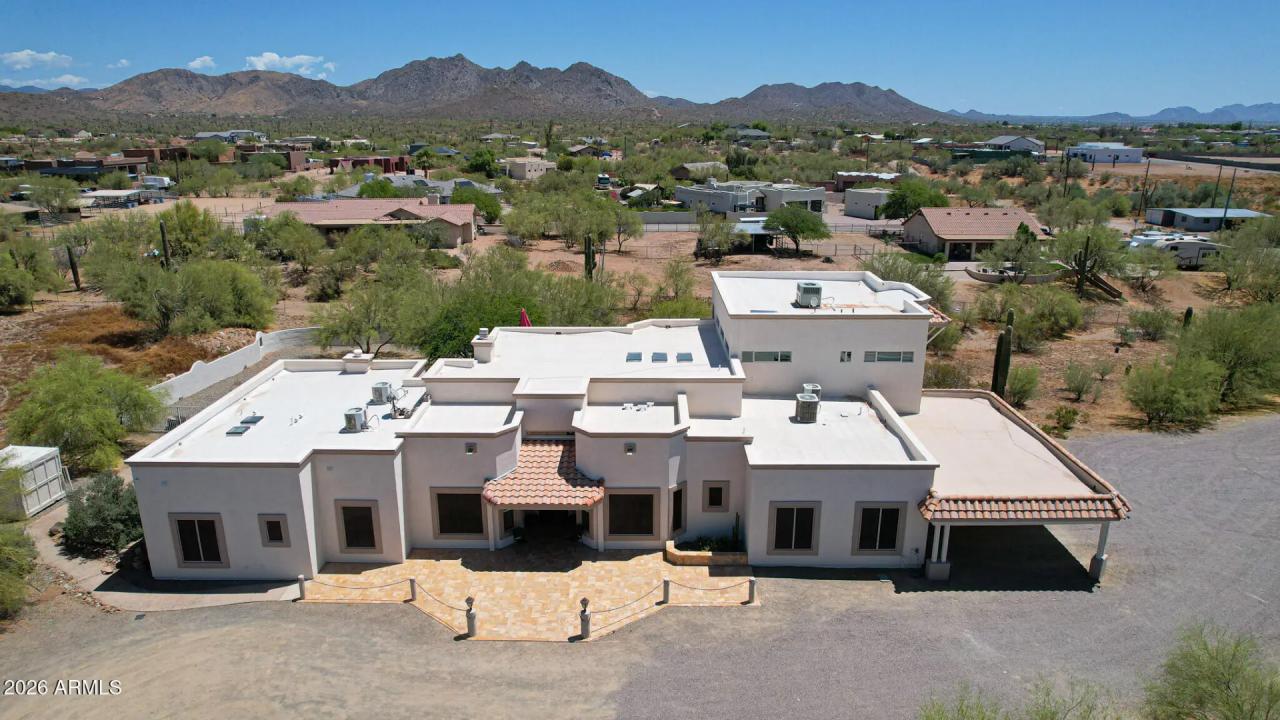 Real Estate Picture 1