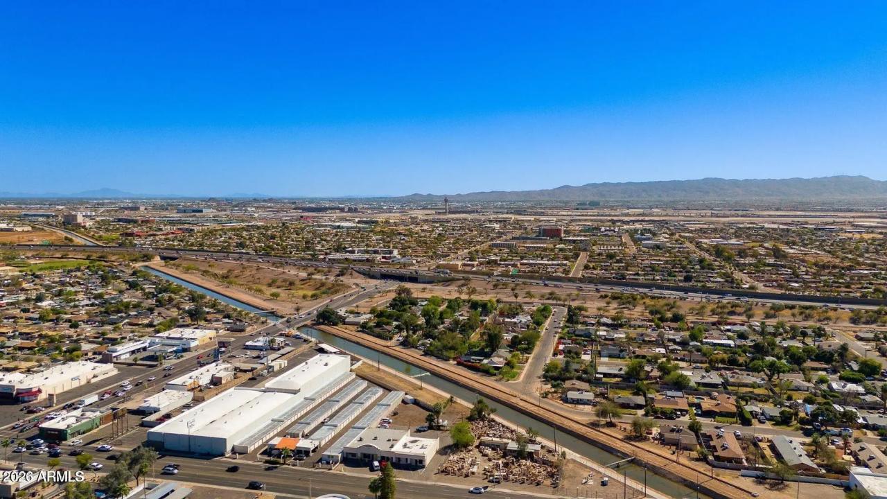Real Estate Picture 27