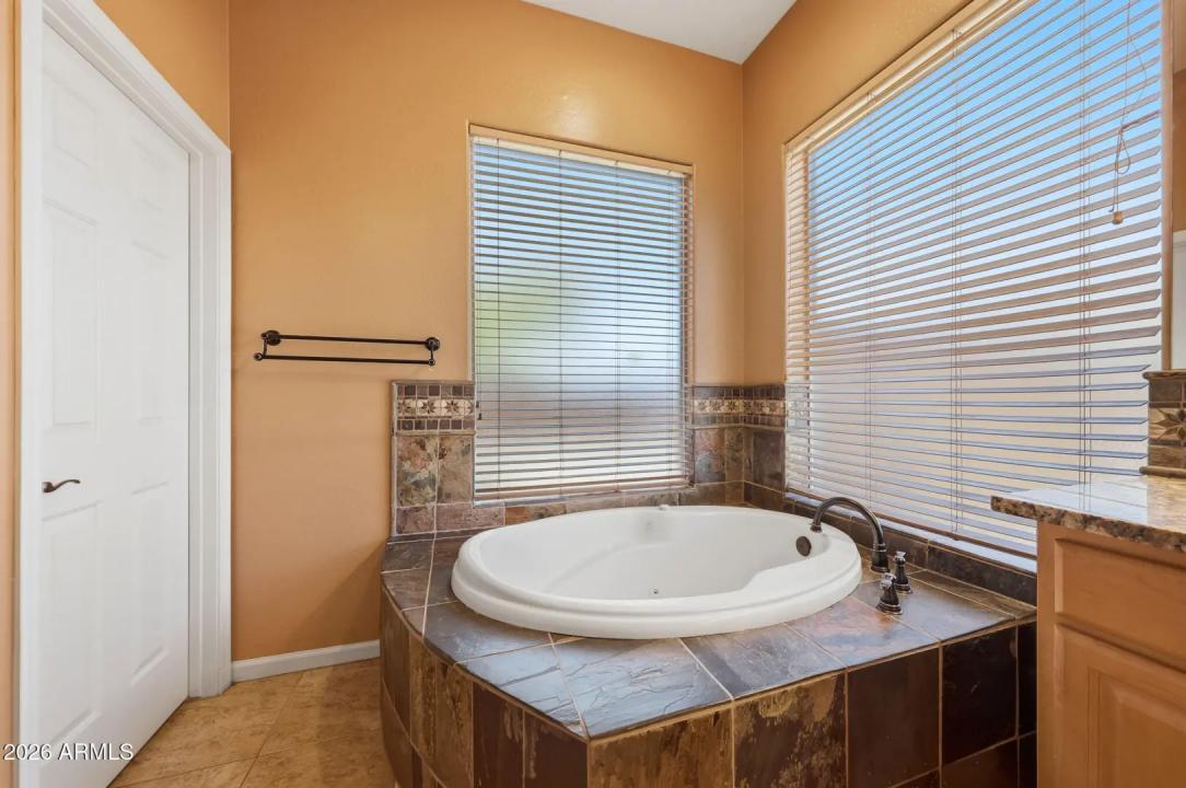 Real Estate Picture 19