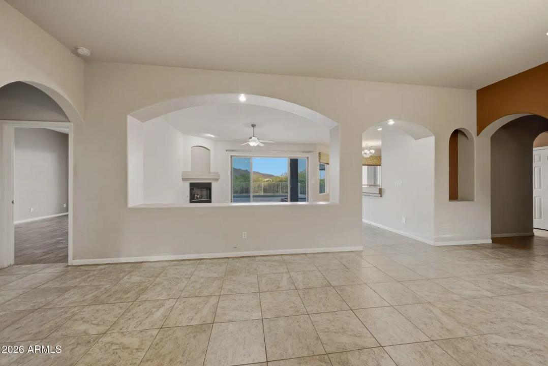 Real Estate Picture 23