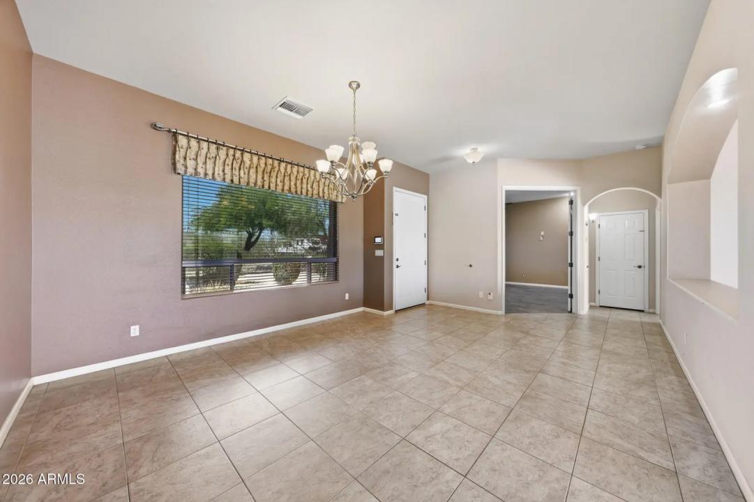 Real Estate Picture 29