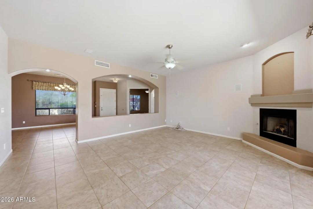 Real Estate Picture 32