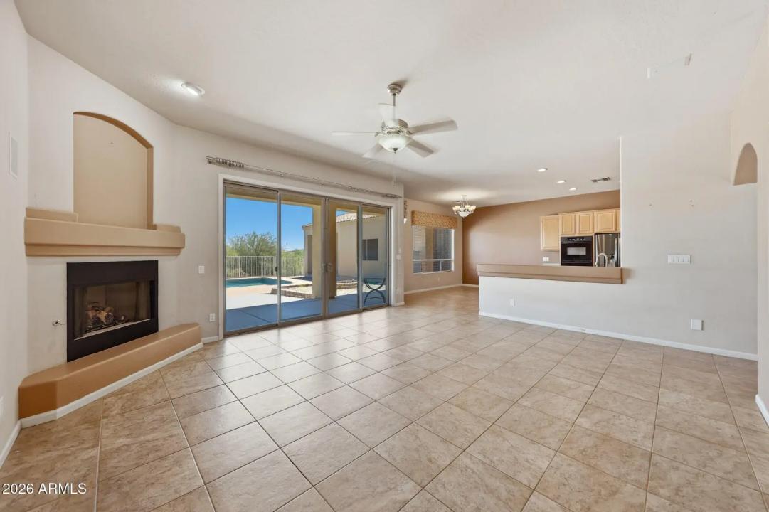 Real Estate Picture 33