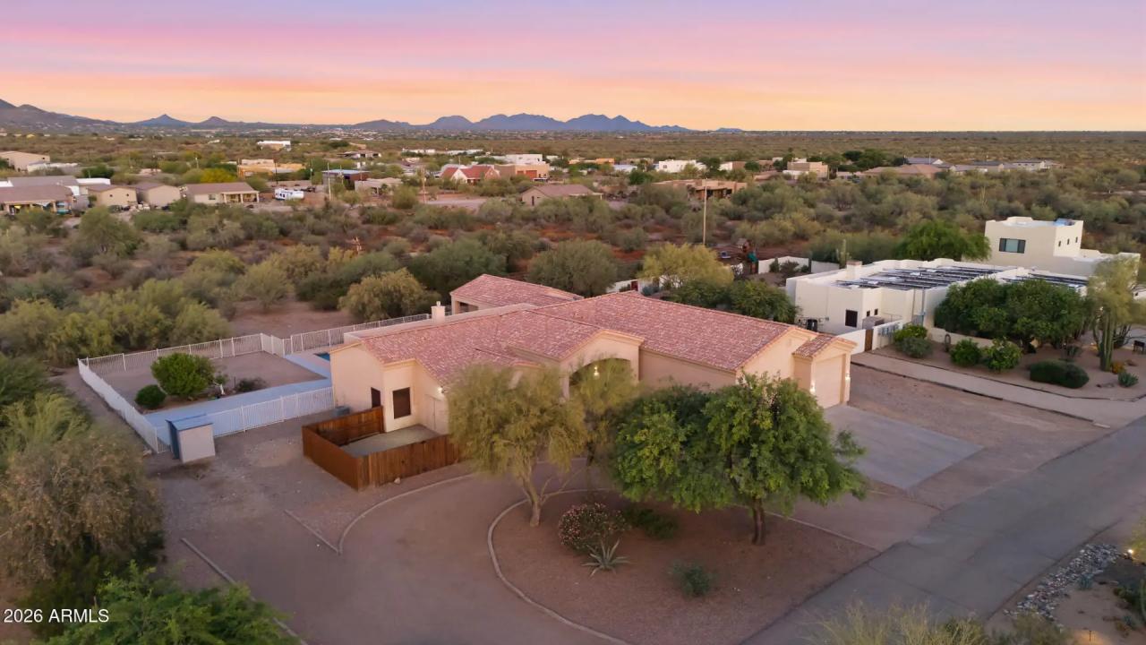 Real Estate Picture 2