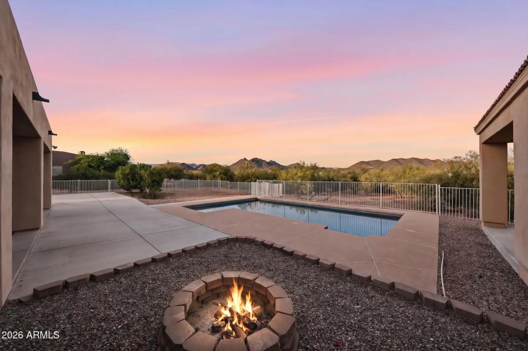 Real Estate Picture 43