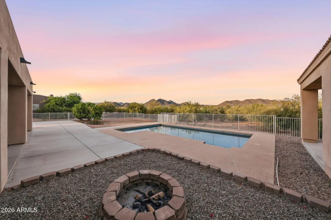 Real Estate Picture 48