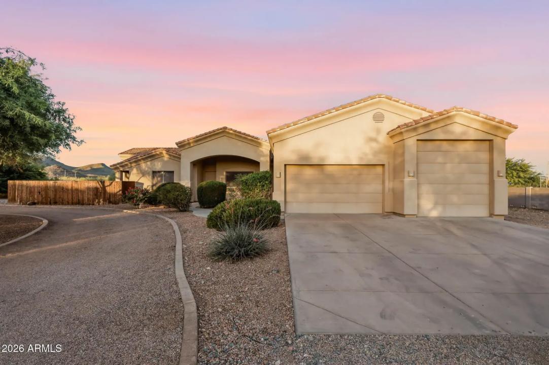 Real Estate Picture 50