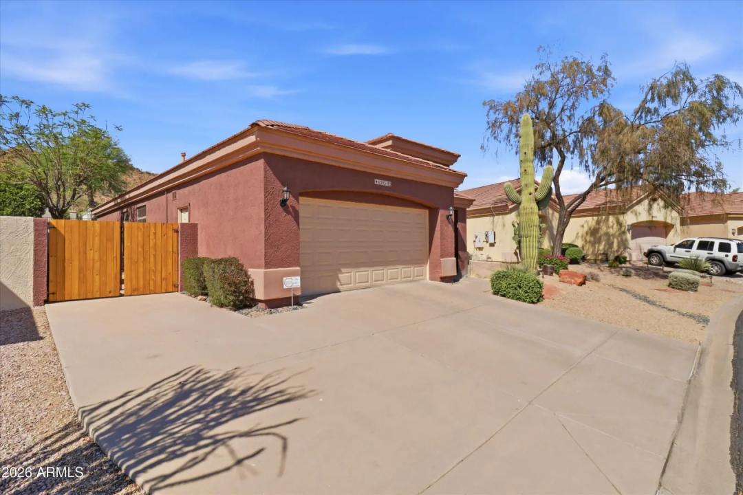 Real Estate Picture 4