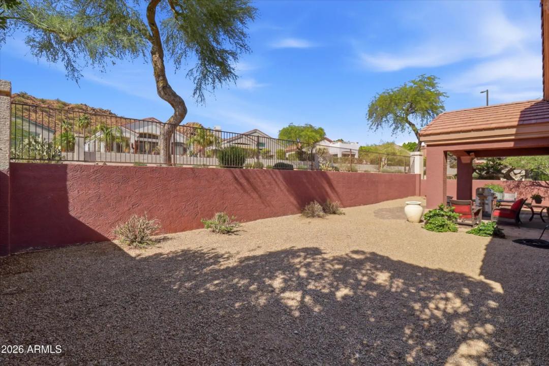 Real Estate Picture 20