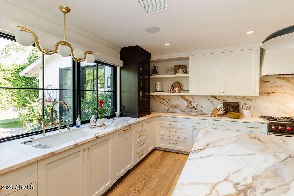 Real Estate Picture 27