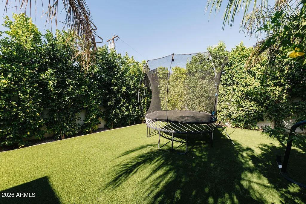 Real Estate Picture 28