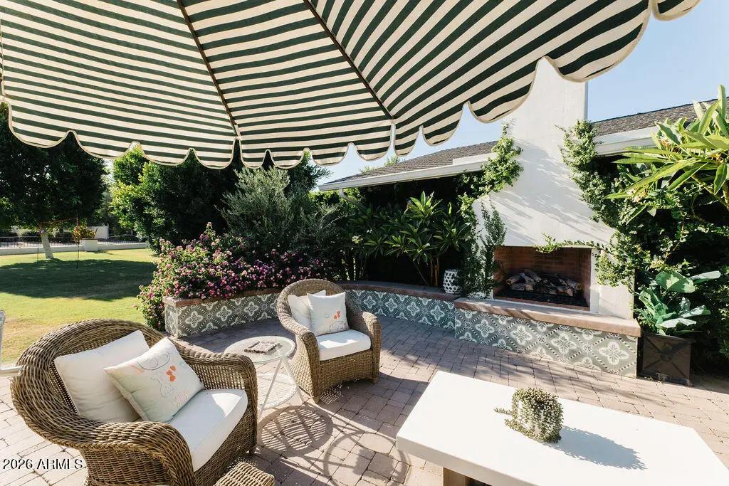 Real Estate Picture 6