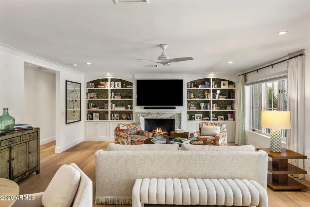 Real Estate Picture 42