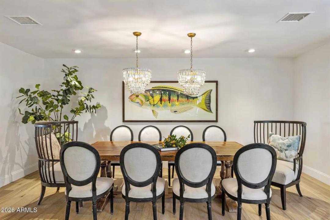 Real Estate Picture 10