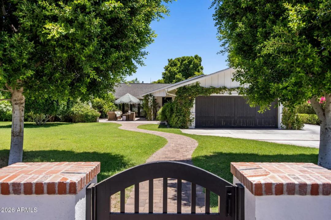 Real Estate Picture 1