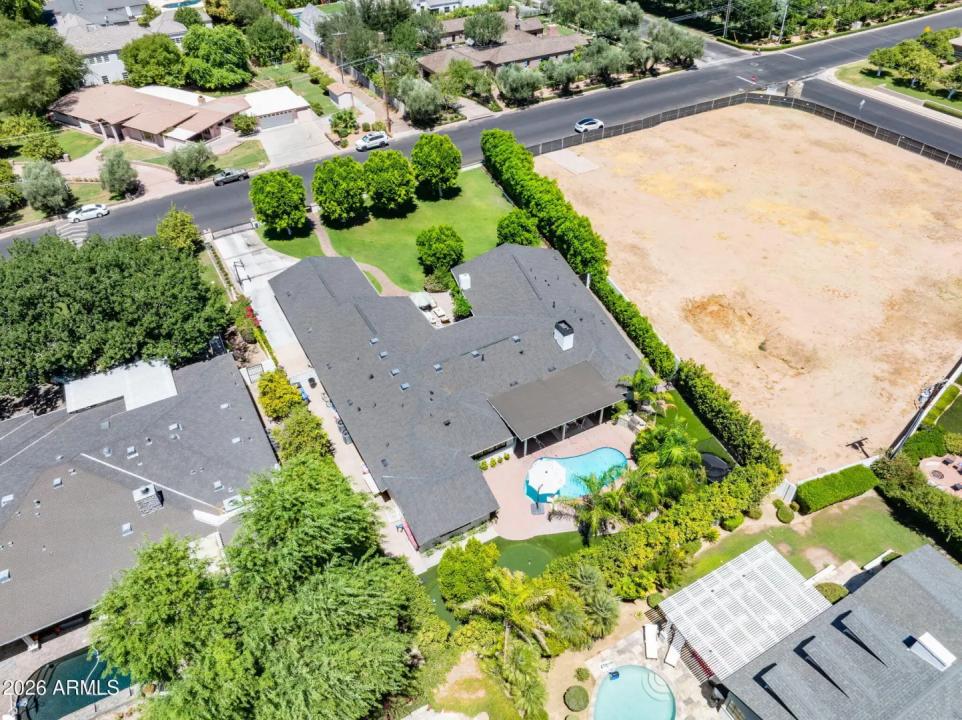 Real Estate Picture 46