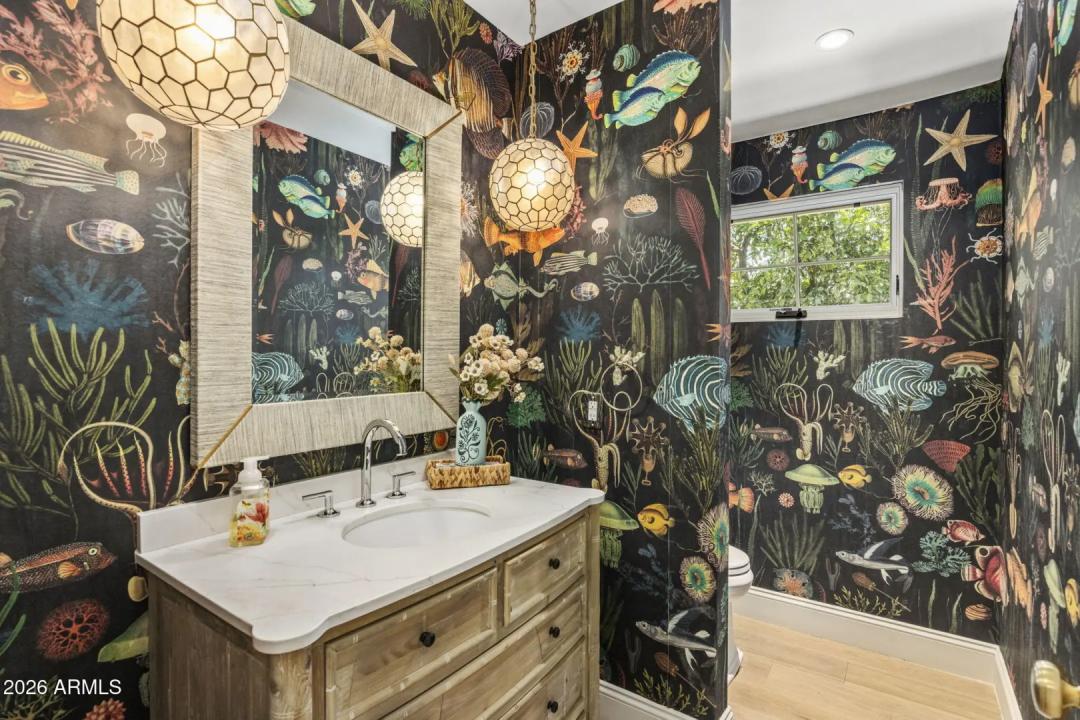 Real Estate Picture 37