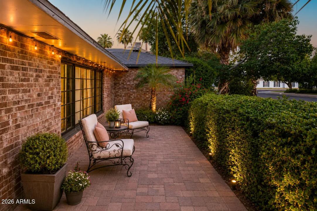 Real Estate Picture 1