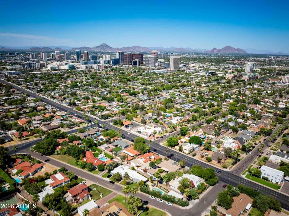 Real Estate Picture 29