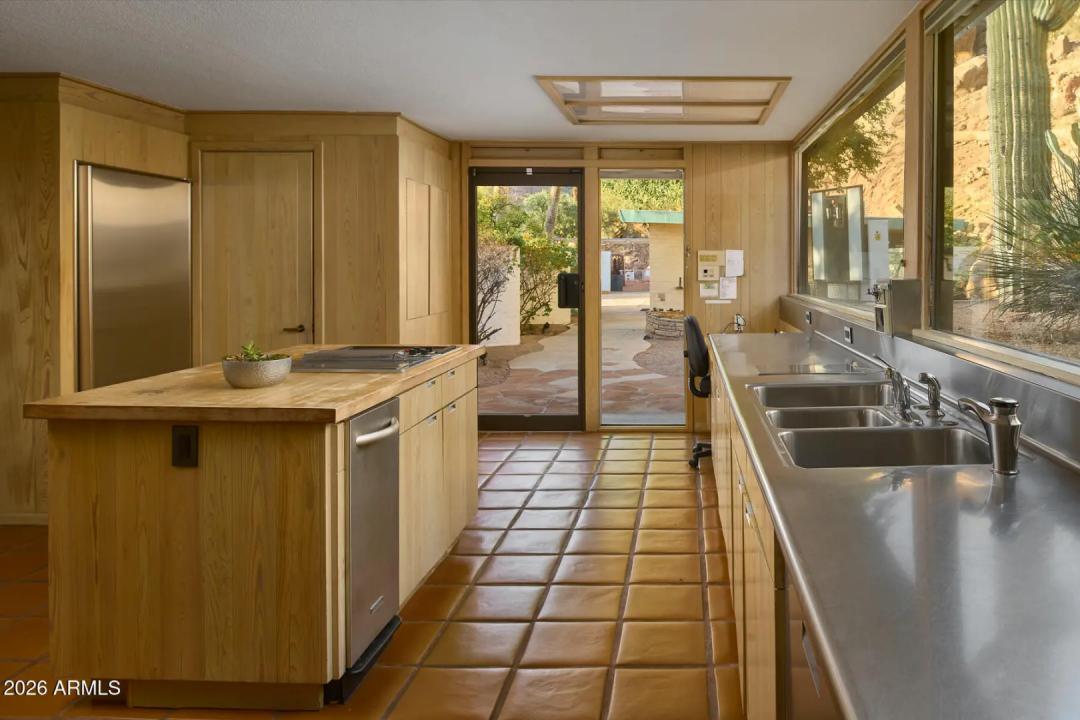 Real Estate Picture 29