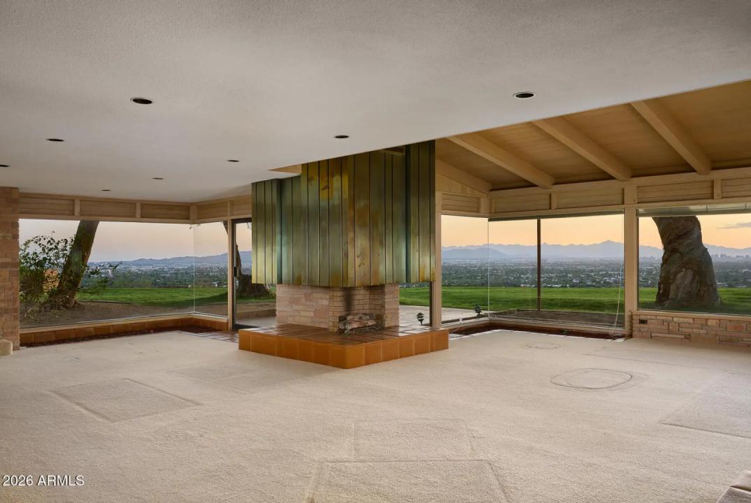 Real Estate Picture 32