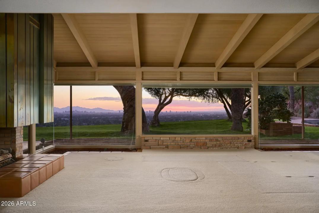 Real Estate Picture 33