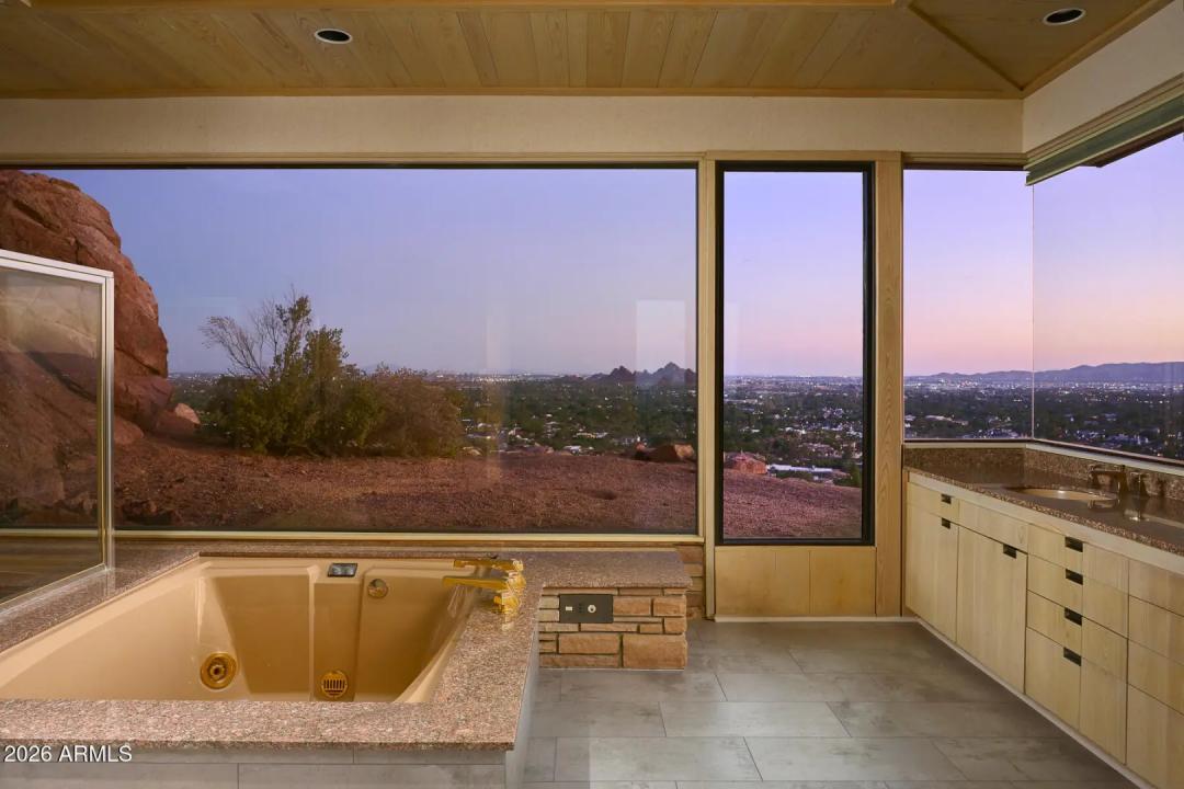 Real Estate Picture 36