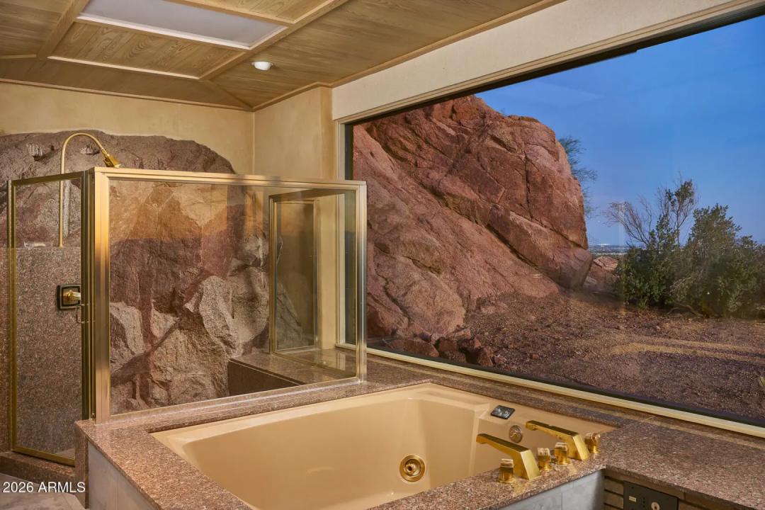 Real Estate Picture 37
