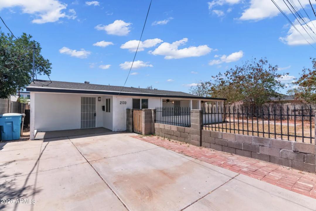 Real Estate Picture 2