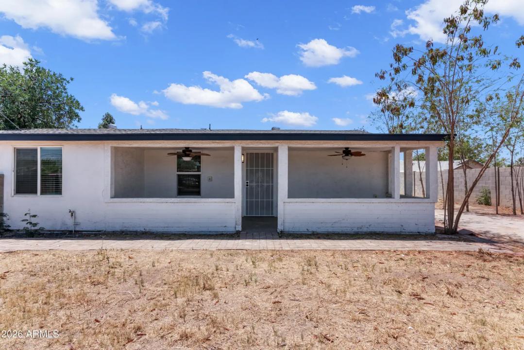 Real Estate Picture 5