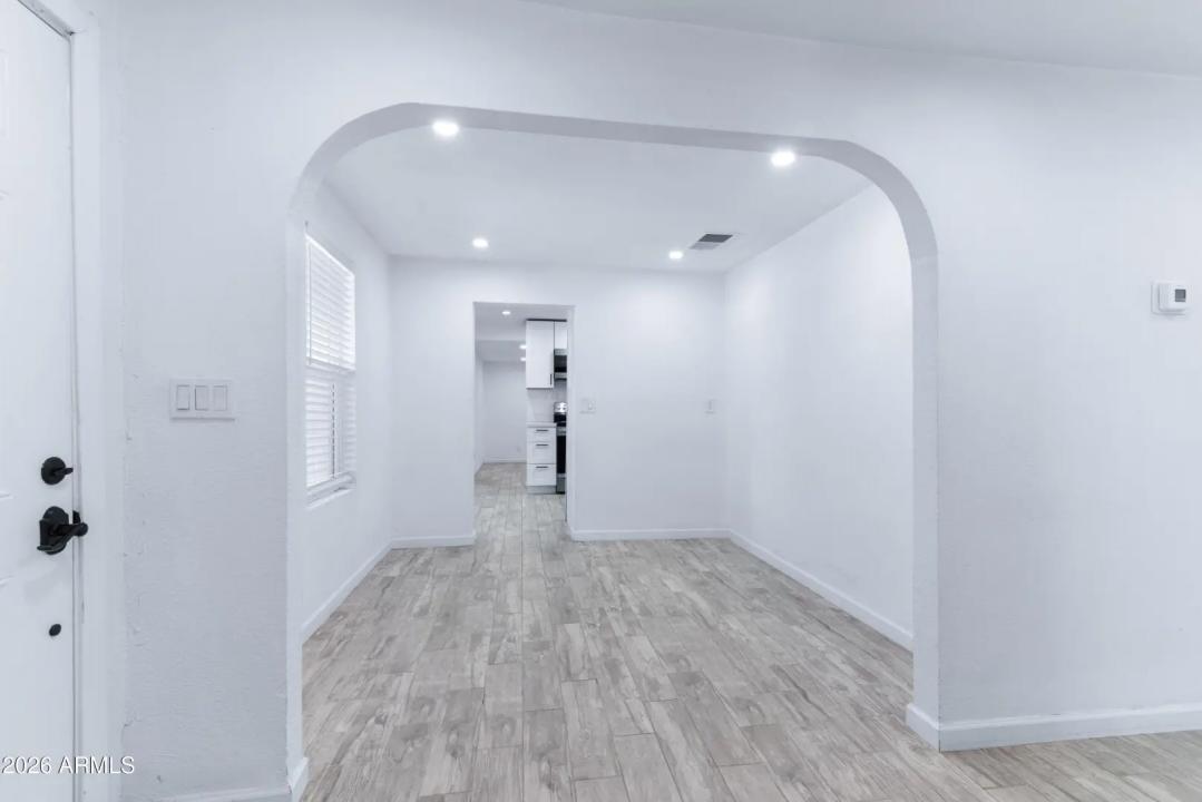 Real Estate Picture 10