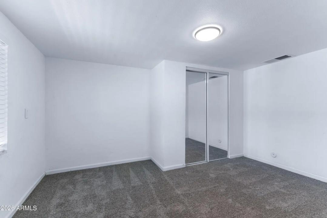 Real Estate Picture 19