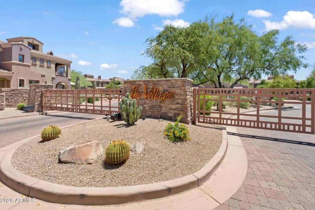 Real Estate Picture 2